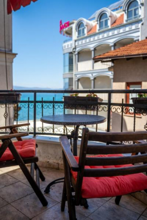 SIDERA ApartHotel